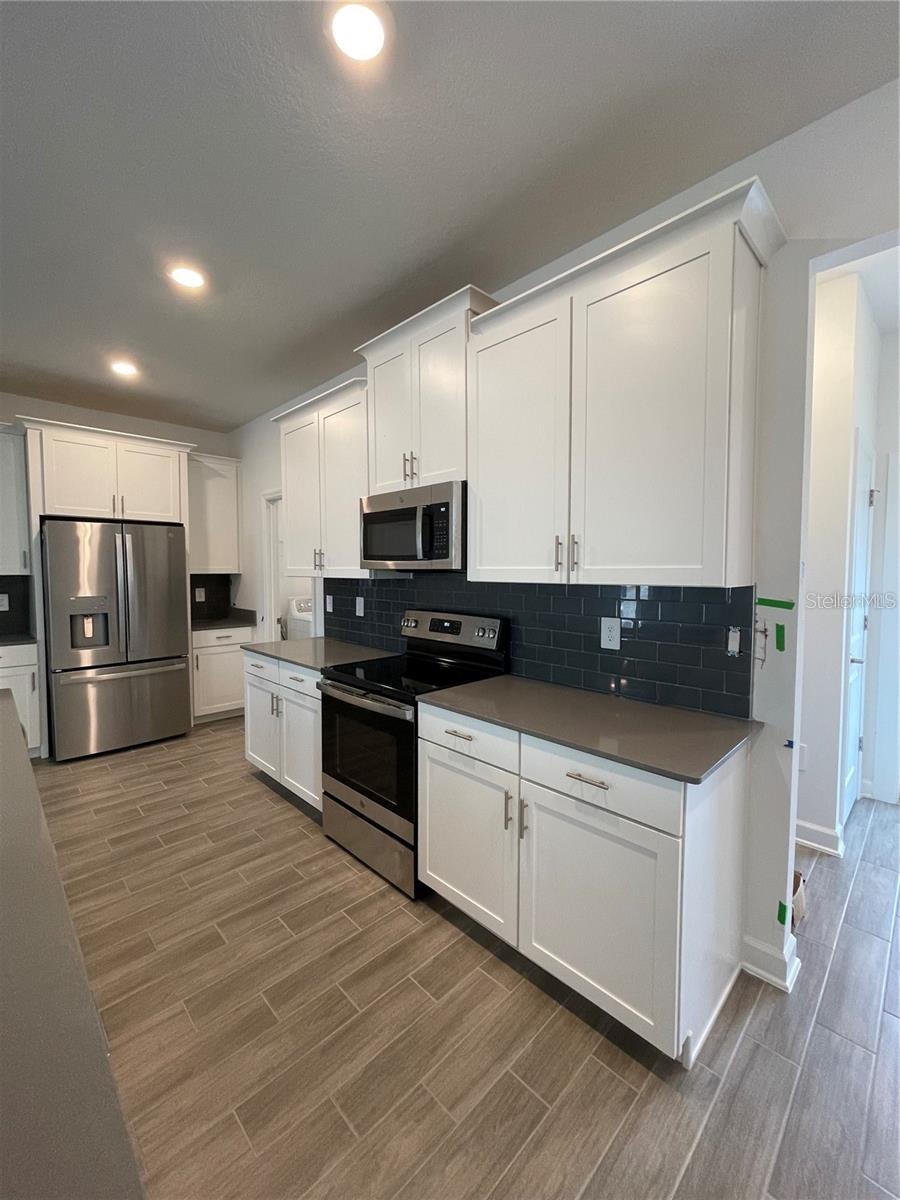 Image 4 of 23 For 3111 Addison Boulevard