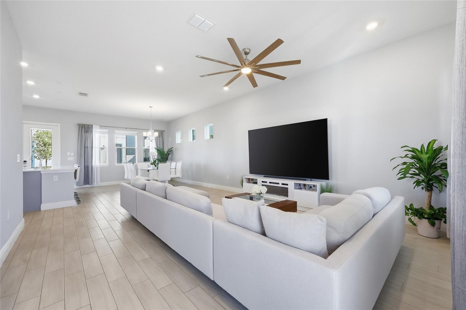 Image 3 of 49 For 10101 Pearson Avenue