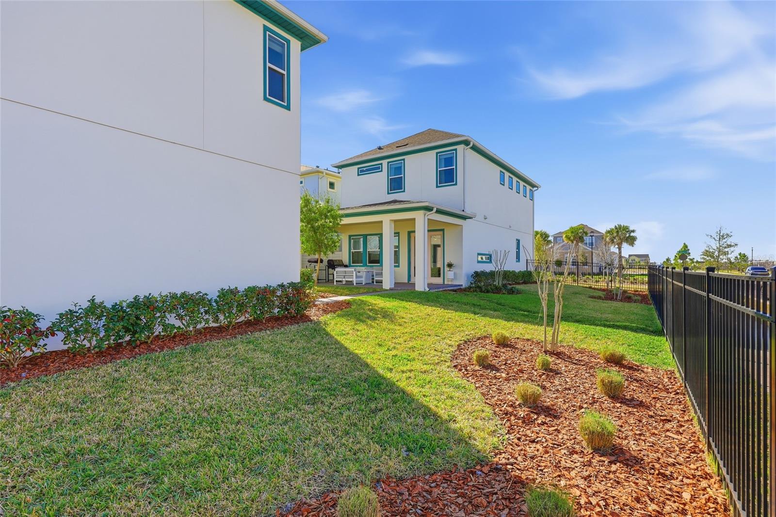 Image 34 of 49 For 10101 Pearson Avenue