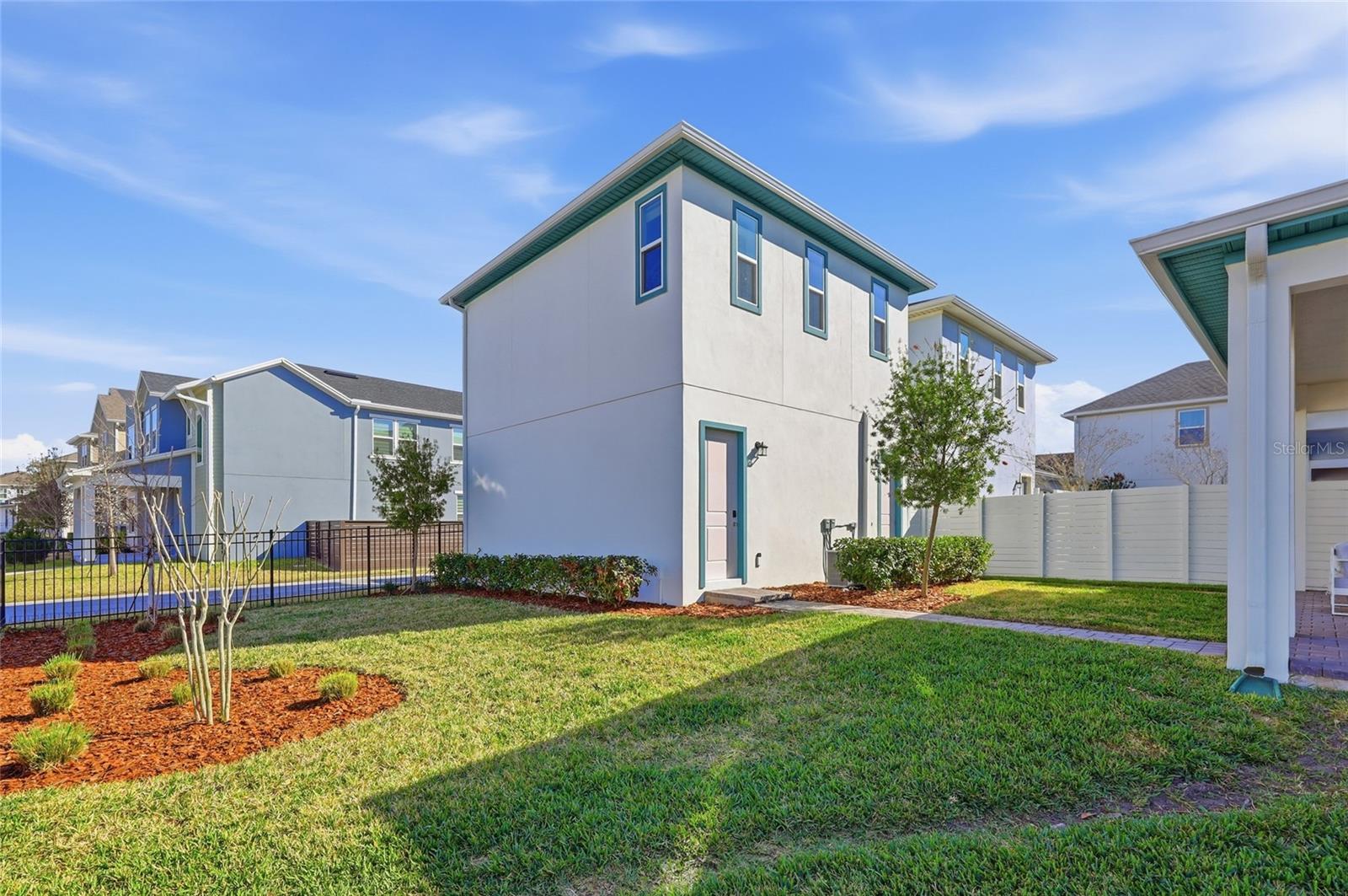 Image 36 of 49 For 10101 Pearson Avenue