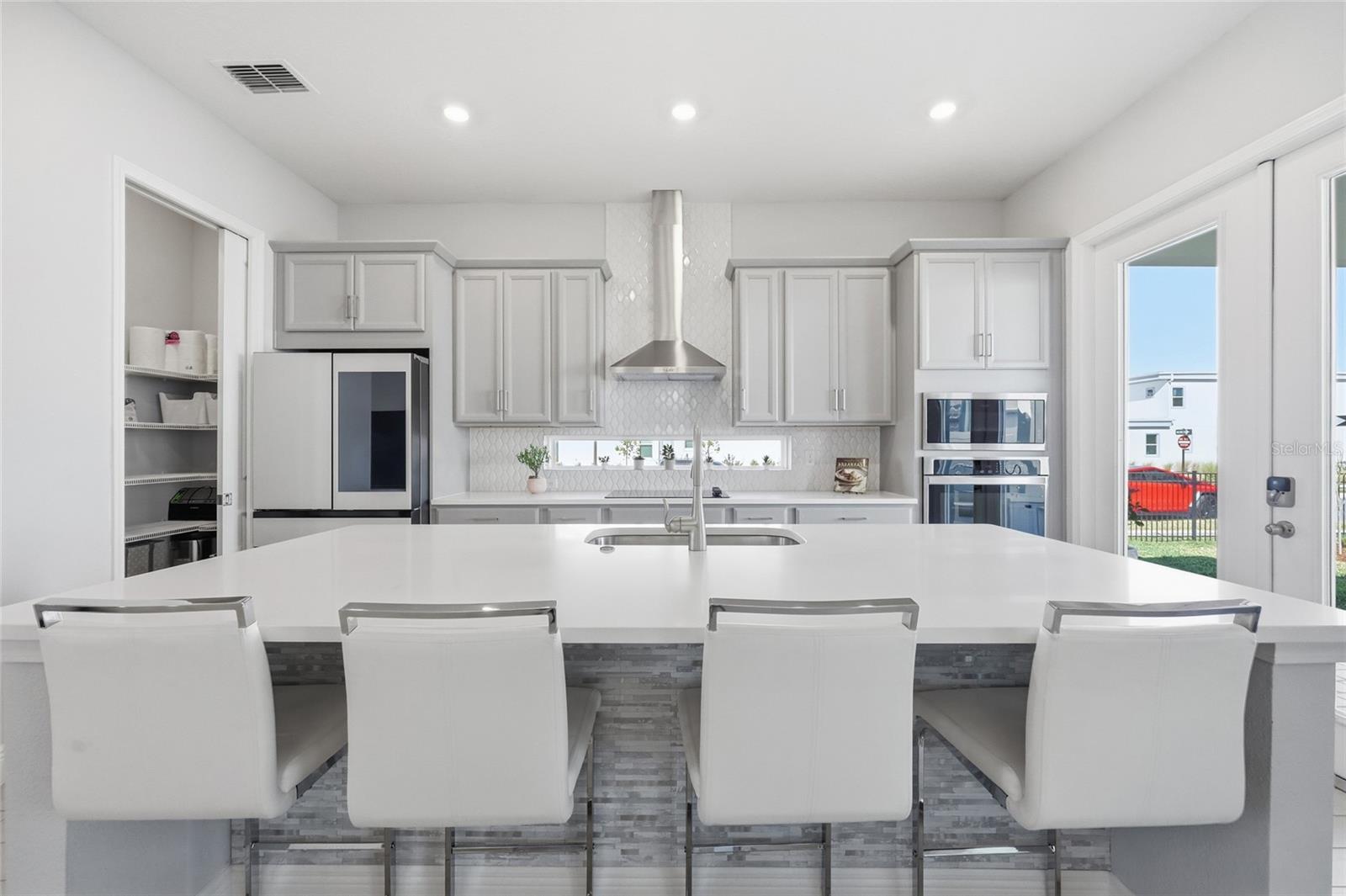 Image 9 of 49 For 10101 Pearson Avenue