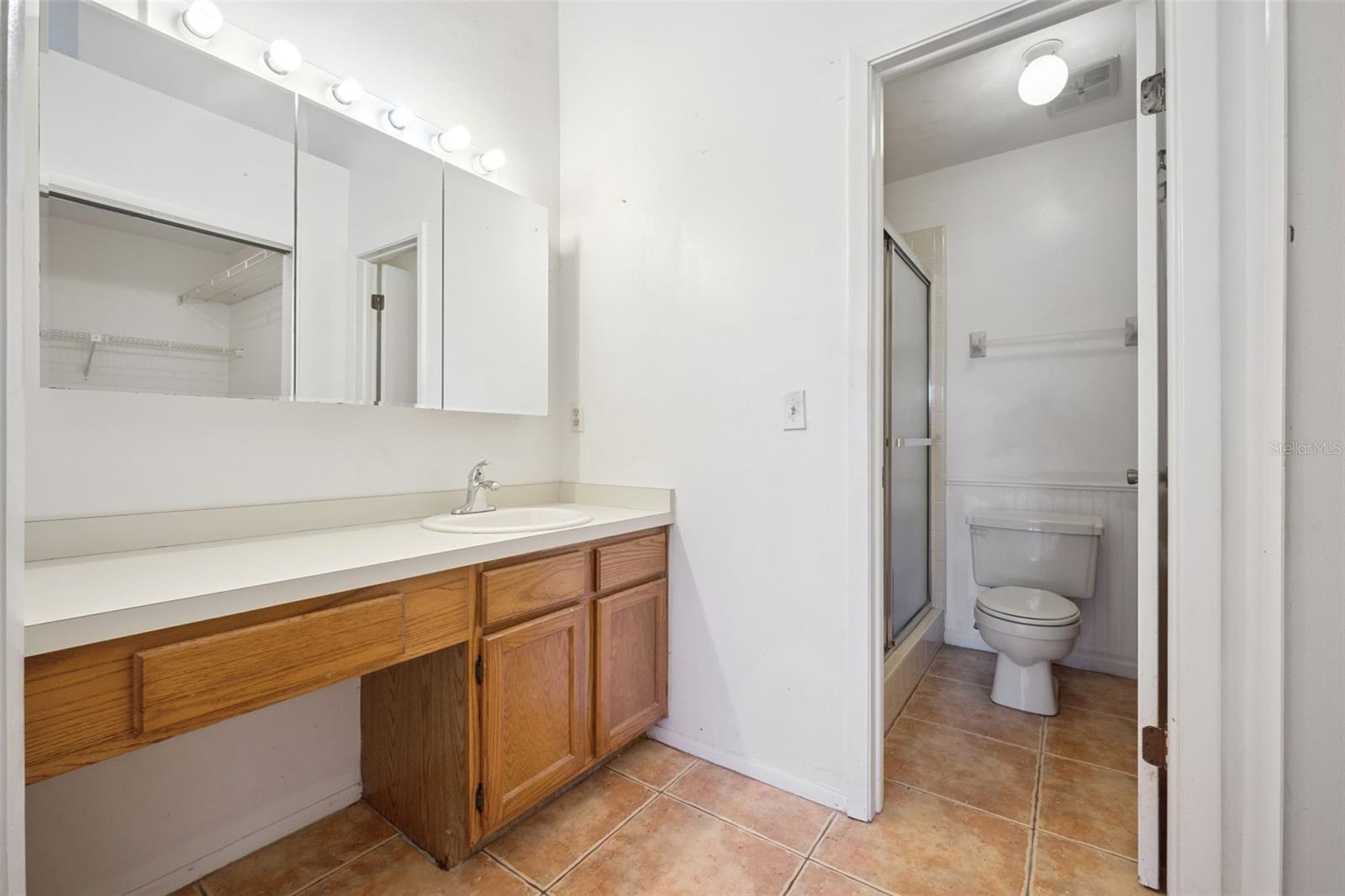 Image 14 of 42 For 1689 Torrington Circle