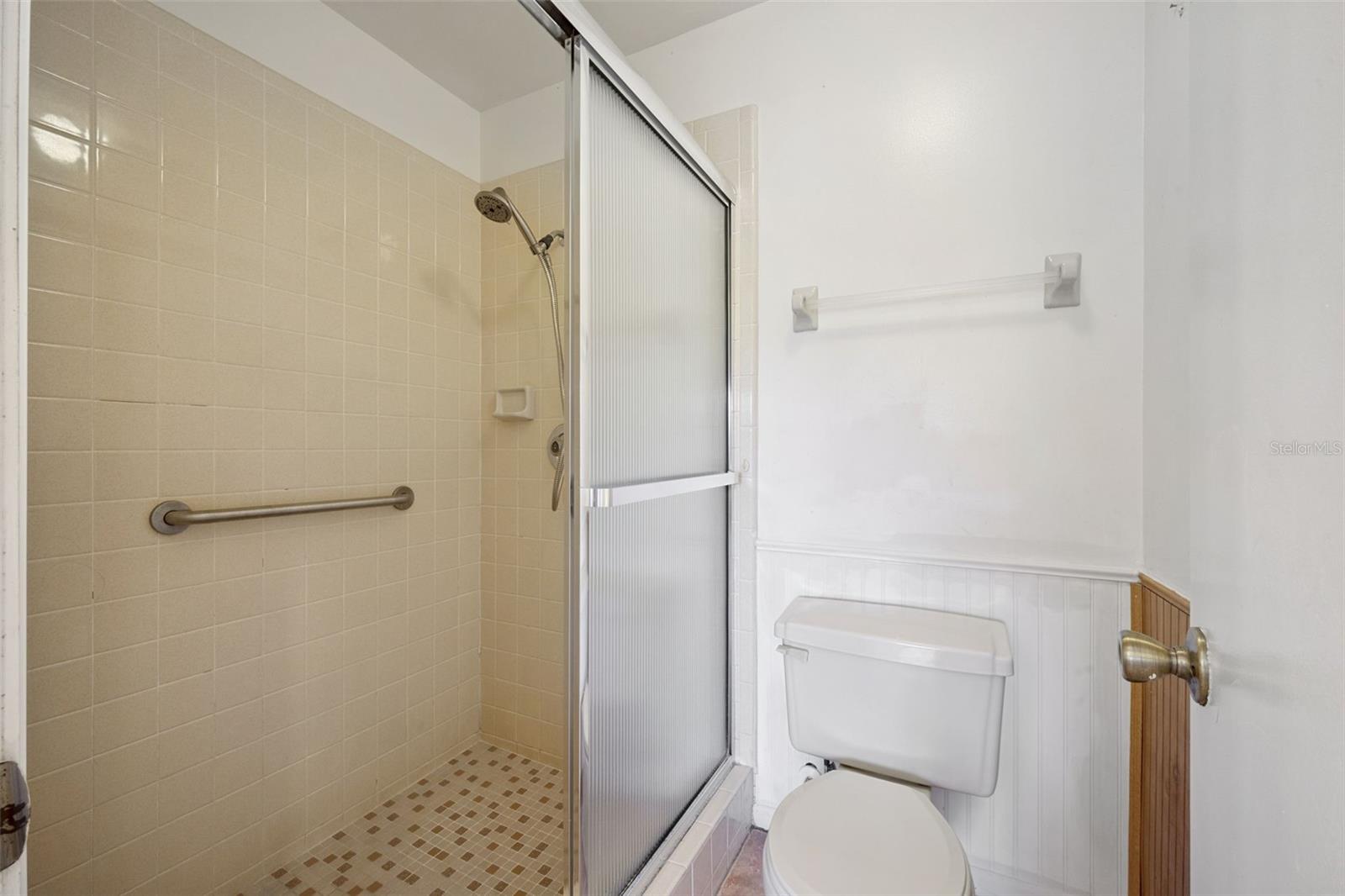 Image 16 of 42 For 1689 Torrington Circle