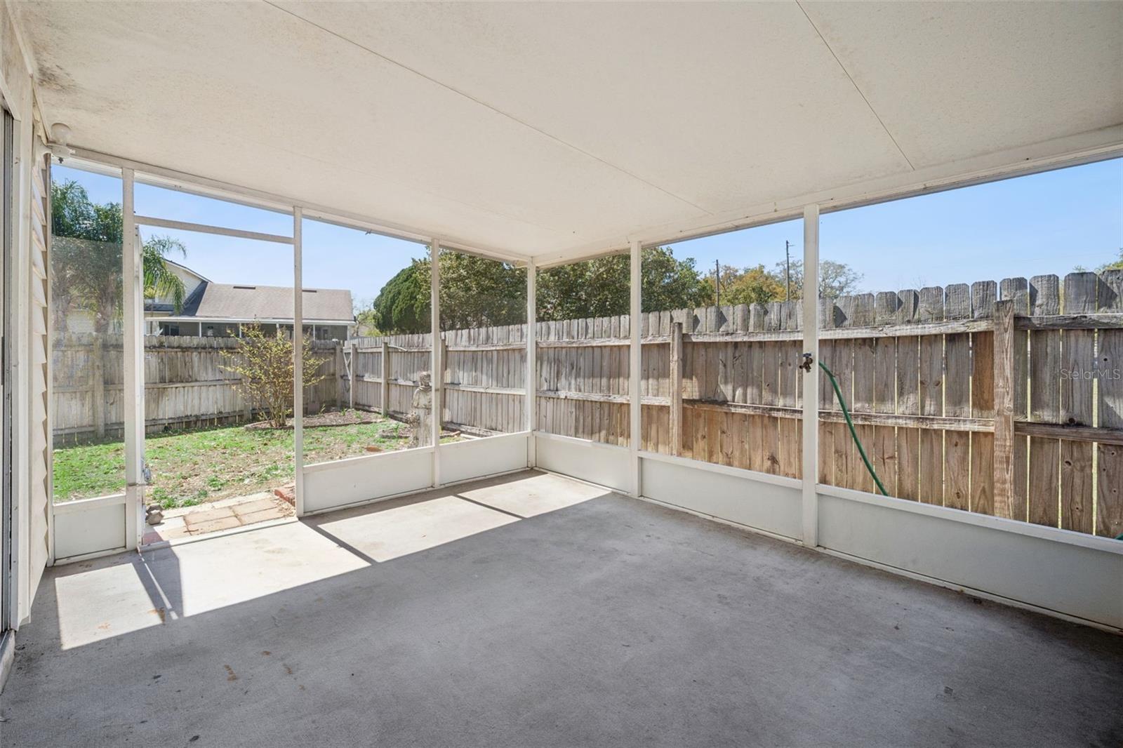 Image 20 of 42 For 1689 Torrington Circle