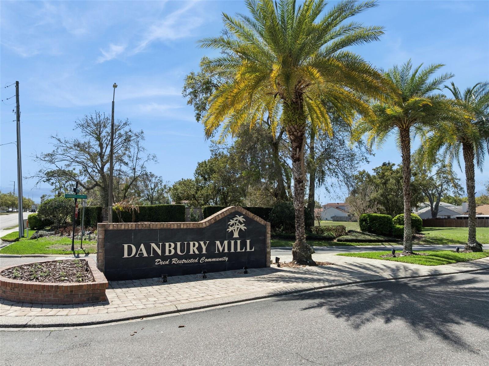 Image 25 of 42 For 1689 Torrington Circle