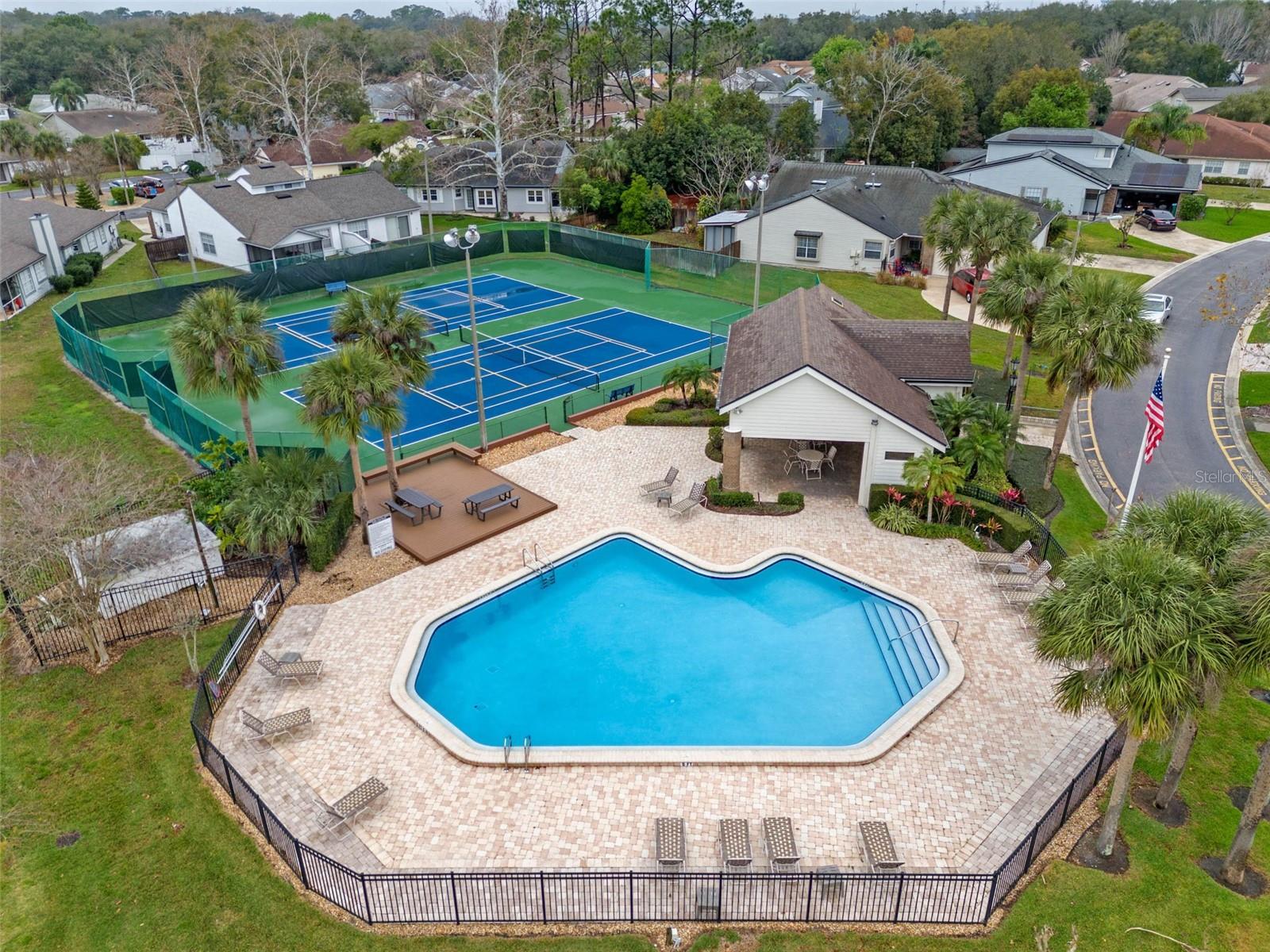 Image 31 of 42 For 1689 Torrington Circle