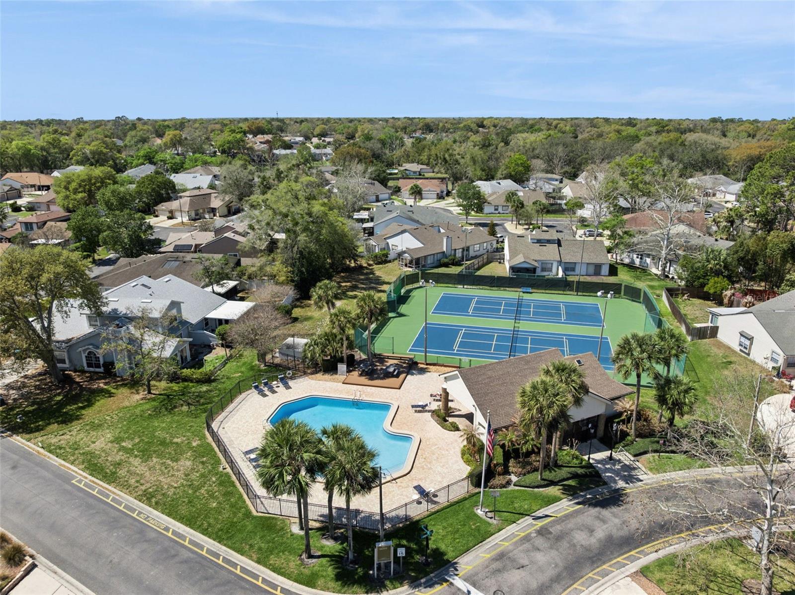 Image 37 of 42 For 1689 Torrington Circle