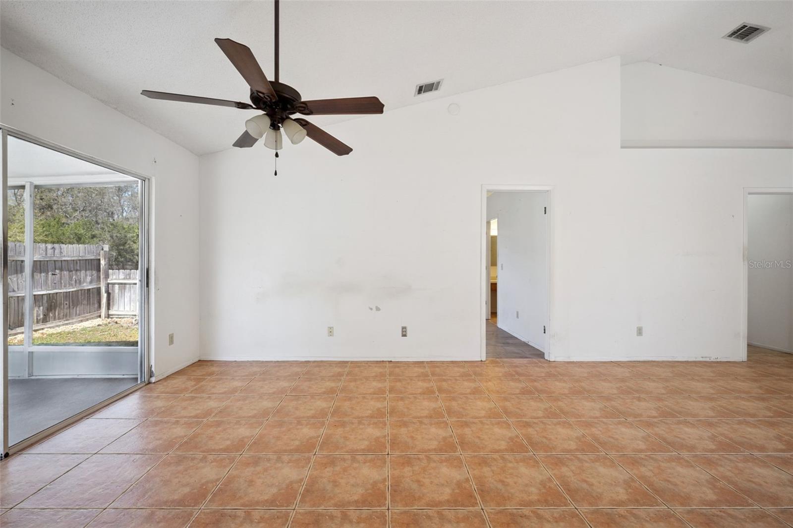 Image 5 of 42 For 1689 Torrington Circle