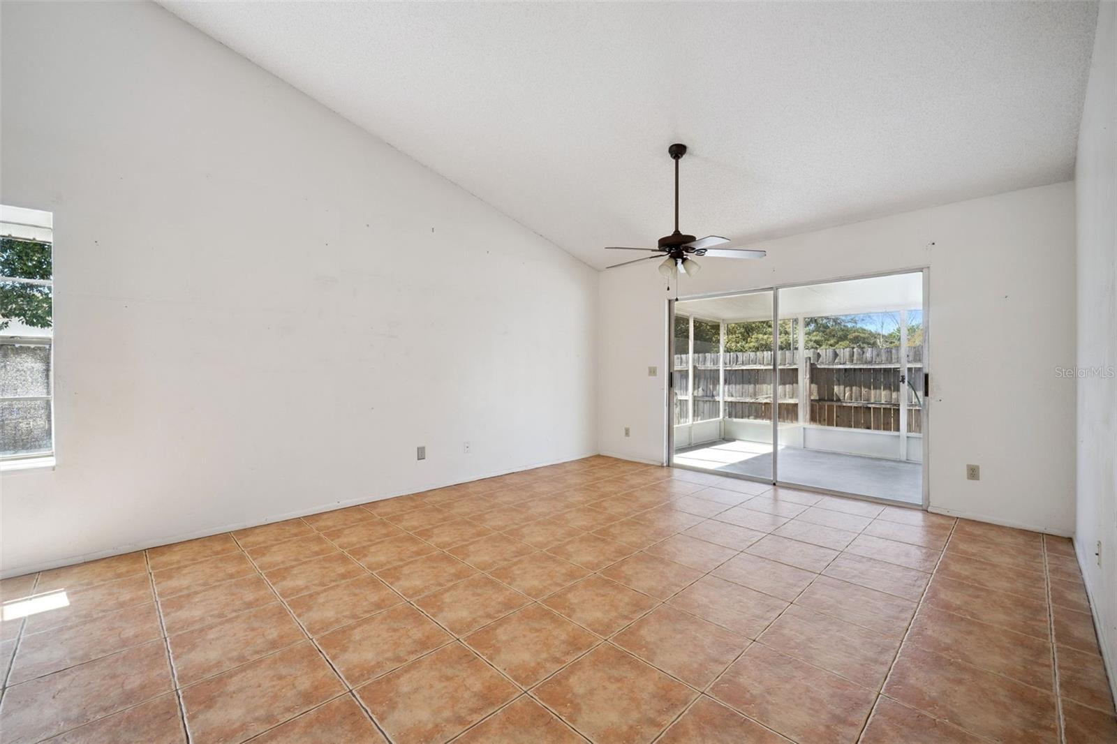 Image 6 of 42 For 1689 Torrington Circle