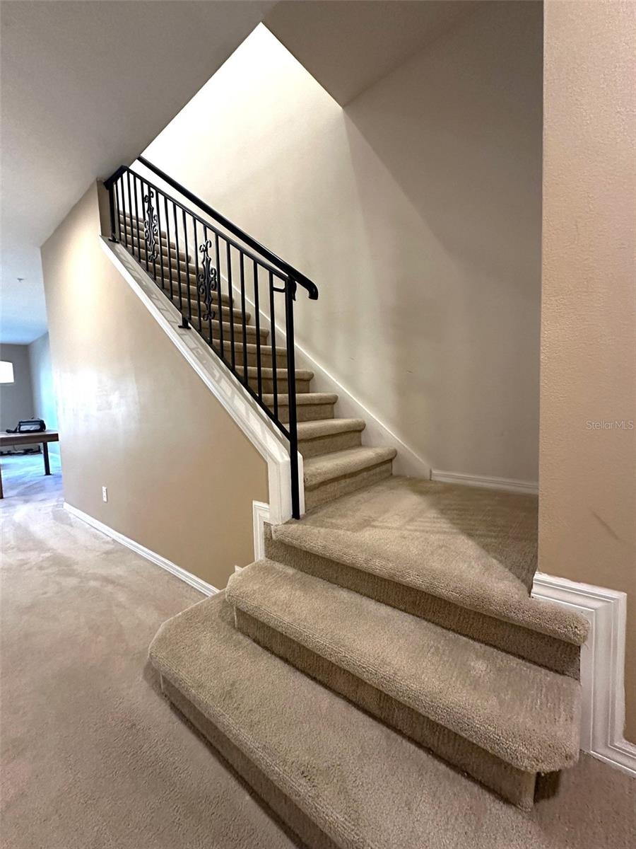 Image 4 of 26 For 1264 Fairway Drive