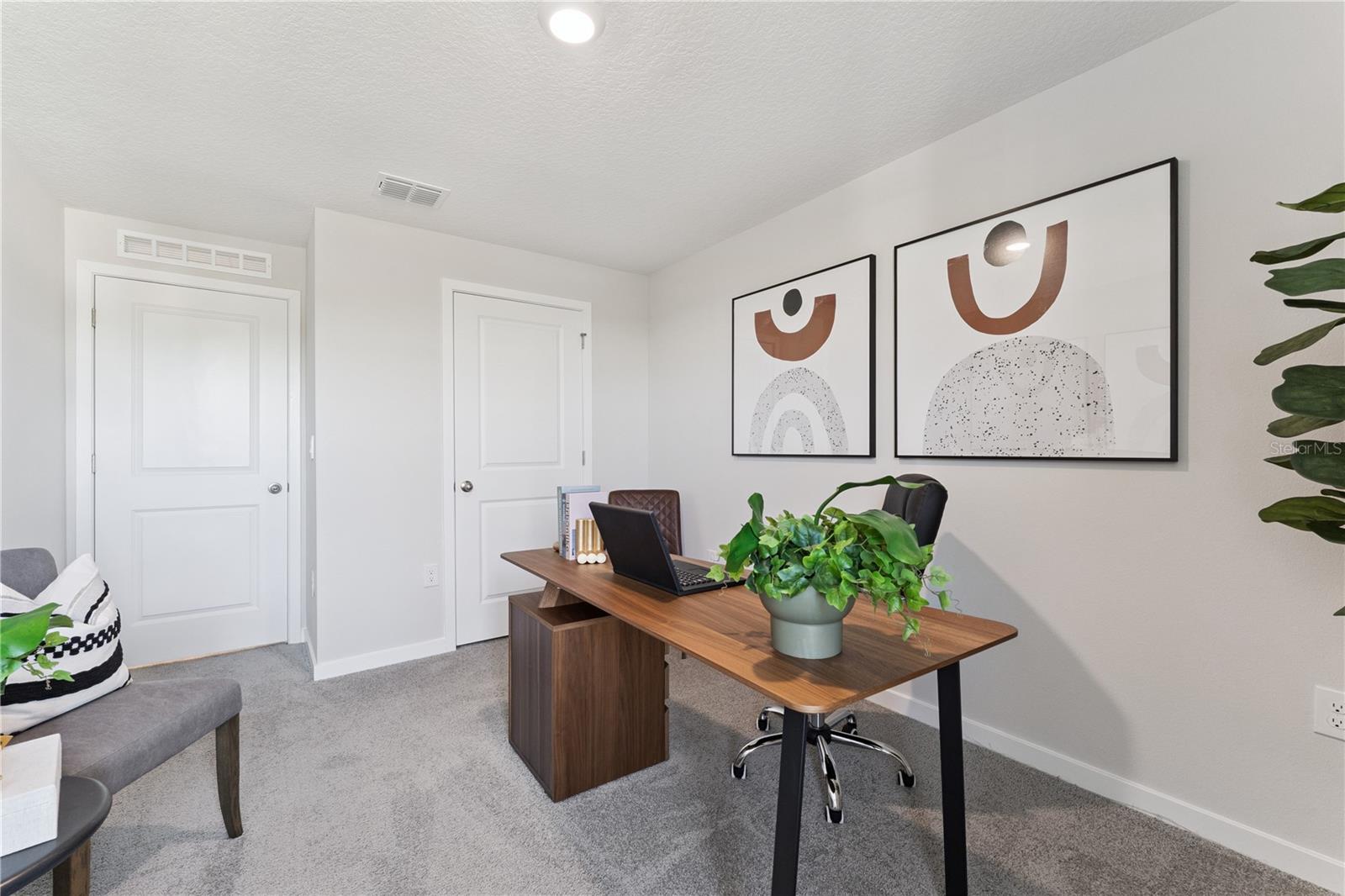 Listing photo id 23 for 587 Preston Cove Drive