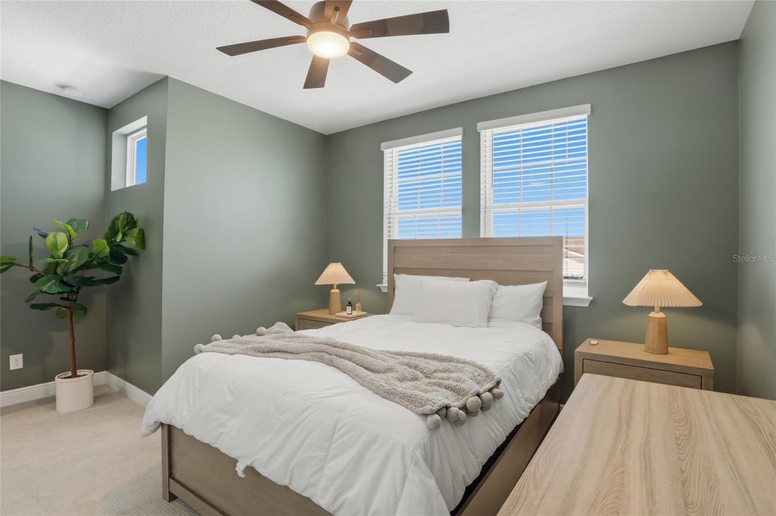 Image 28 of 46 For 19310 Banfield Place