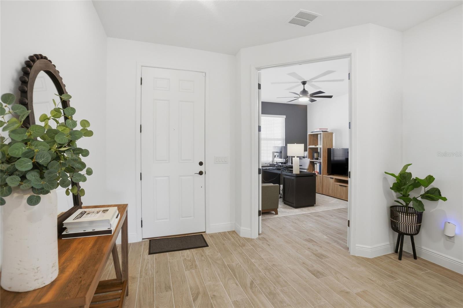 Image 3 of 46 For 19310 Banfield Place