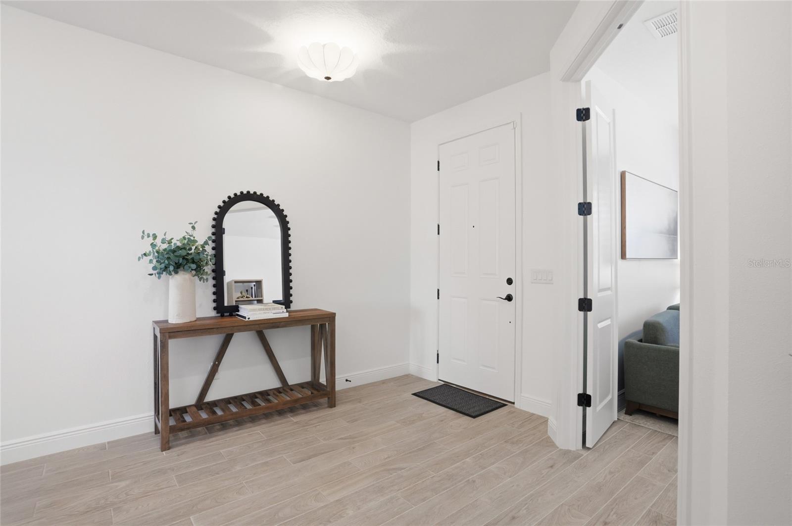 Image 7 of 46 For 19310 Banfield Place