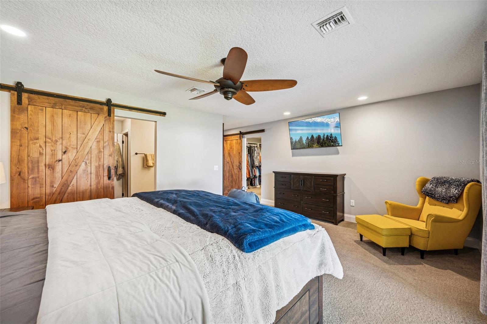 Image 13 of 34 For 8937 Easterling Drive