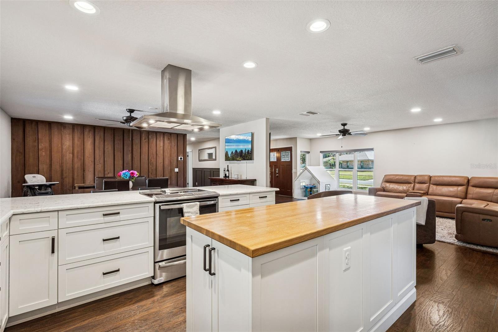 Image 9 of 34 For 8937 Easterling Drive