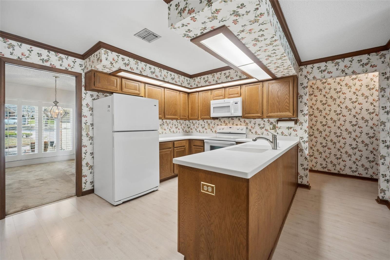 Image 16 of 64 For 449 Wild Oak Circle