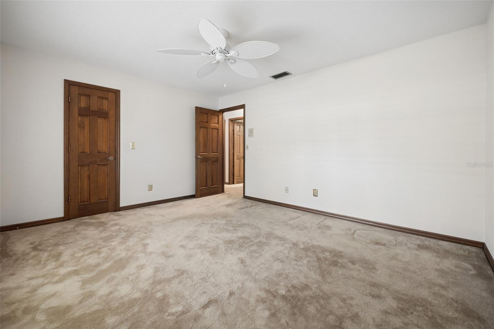 Image 26 of 64 For 449 Wild Oak Circle