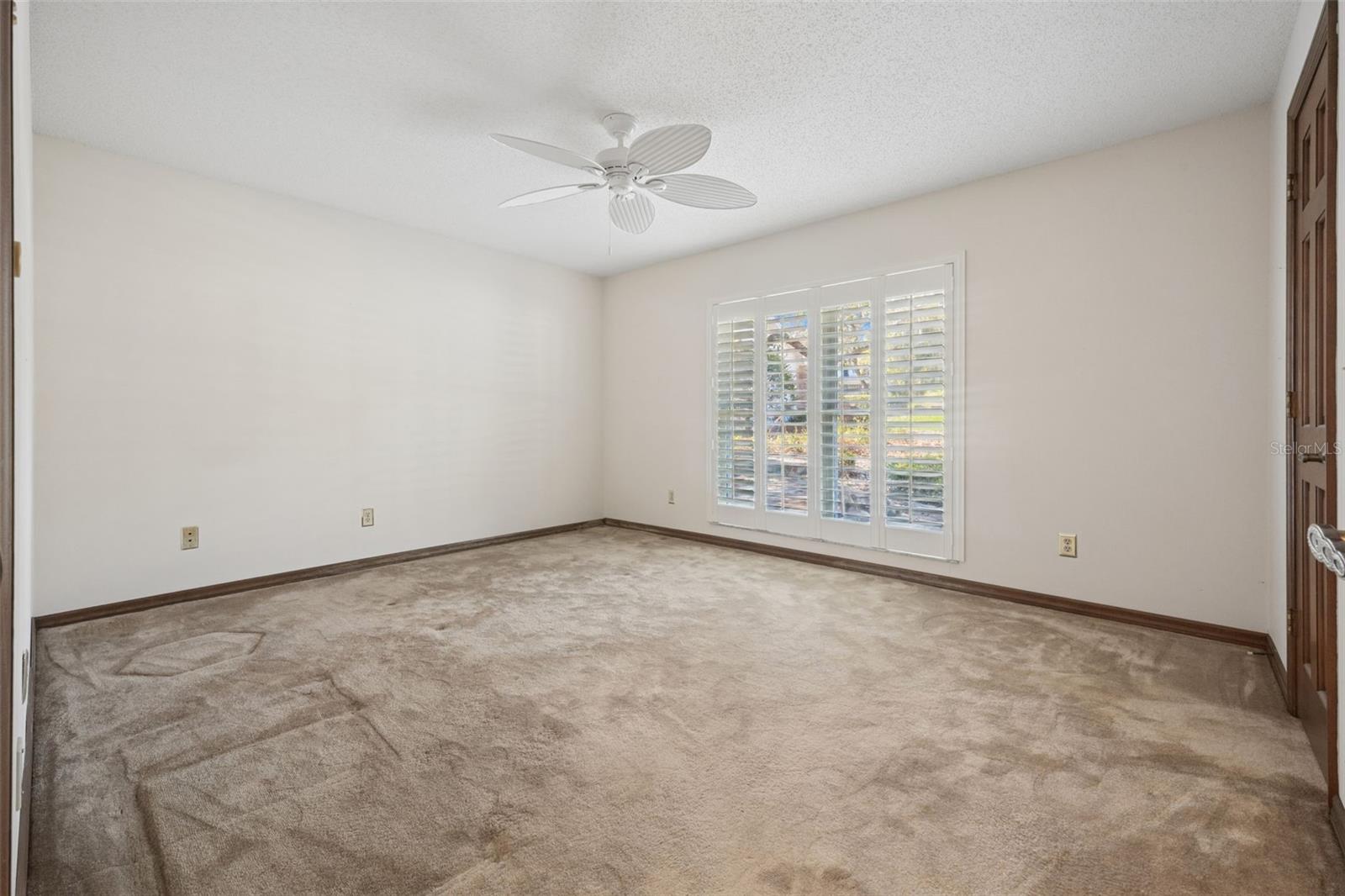 Image 28 of 64 For 449 Wild Oak Circle