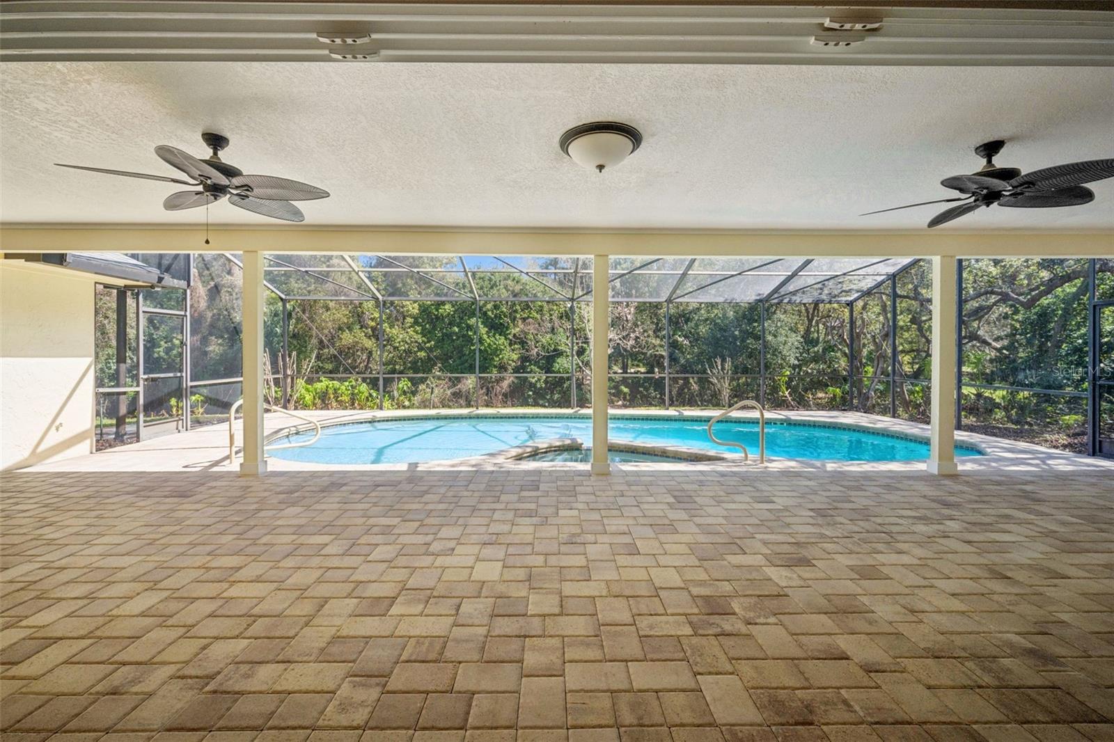 Image 33 of 64 For 449 Wild Oak Circle