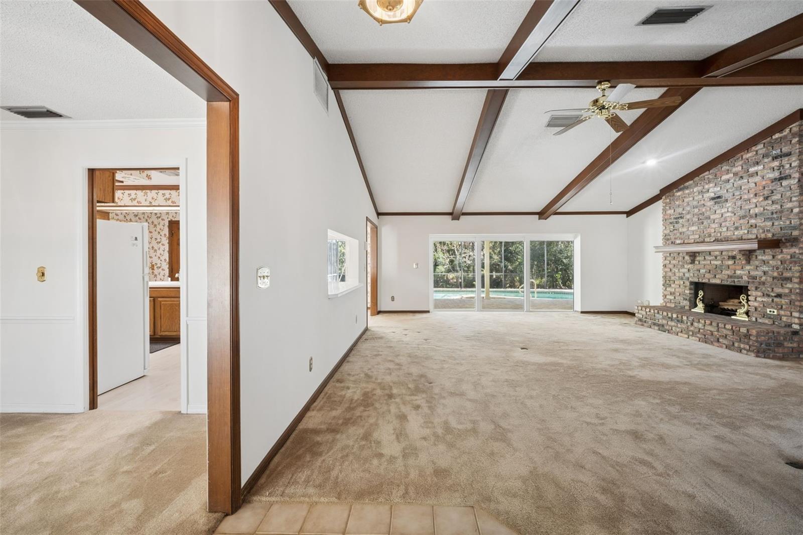 Image 8 of 64 For 449 Wild Oak Circle