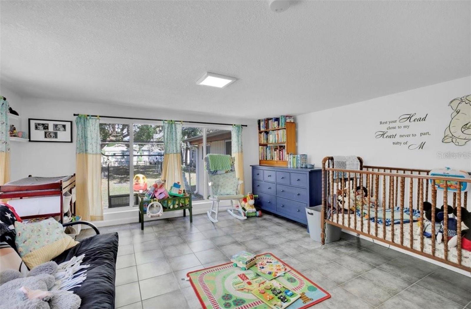 Image 9 of 26 For 515 Mabbette Street