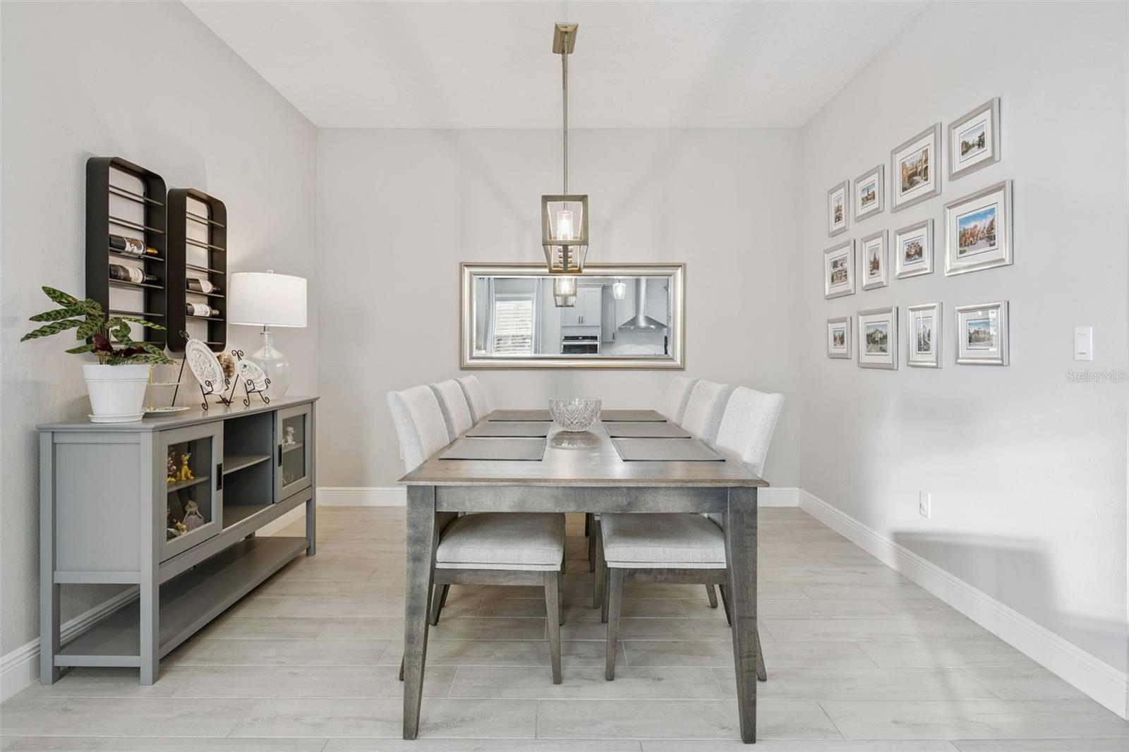 Image 13 of 51 For 5679 Orange Orchard Drive