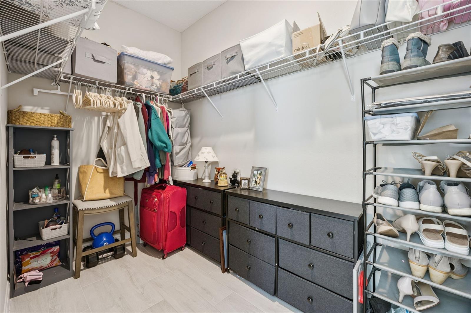 Image 32 of 51 For 5679 Orange Orchard Drive