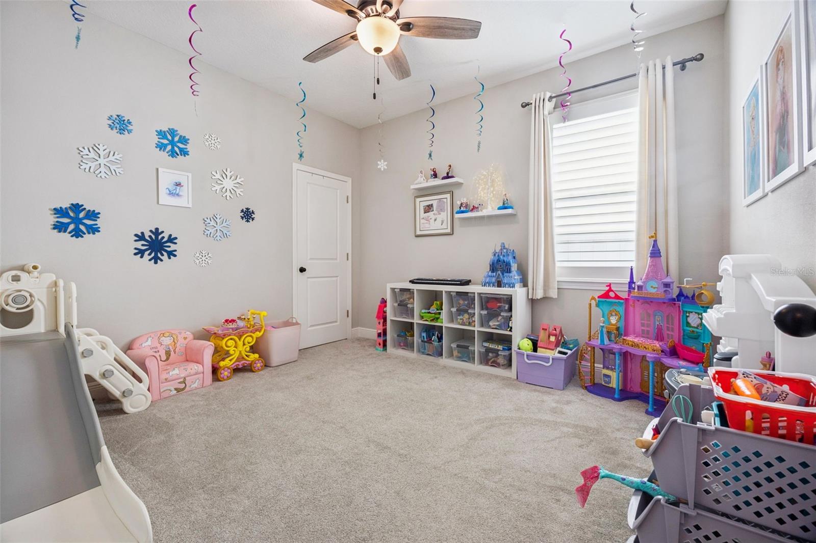 Image 35 of 51 For 5679 Orange Orchard Drive