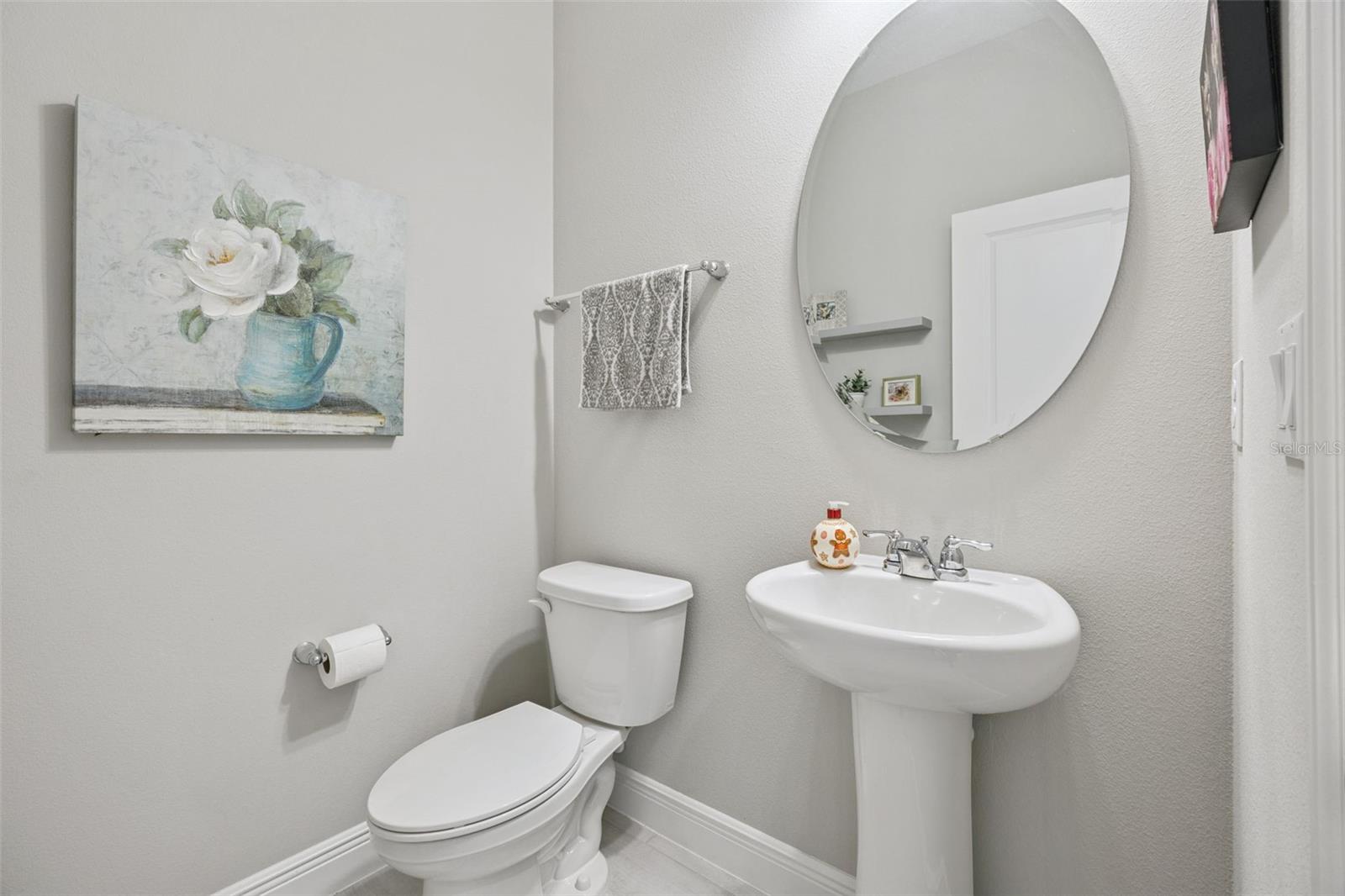 Image 36 of 51 For 5679 Orange Orchard Drive