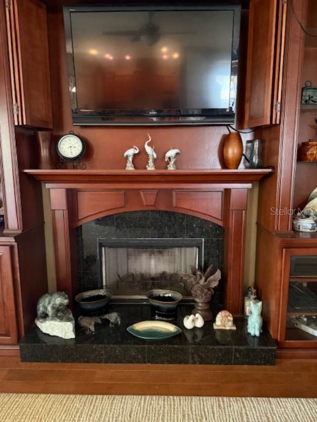 Listing photo id 16 for 873 Pickfair Terrace