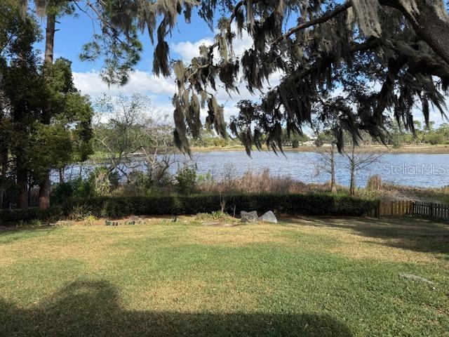 Listing photo id 0 for 873 Pickfair Terrace