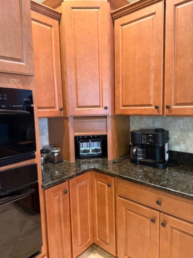 Listing photo id 19 for 873 Pickfair Terrace