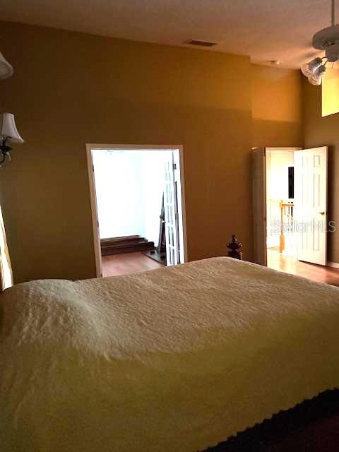 Listing photo id 33 for 873 Pickfair Terrace