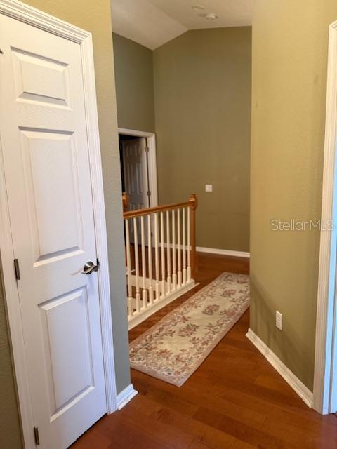 Listing photo id 55 for 873 Pickfair Terrace