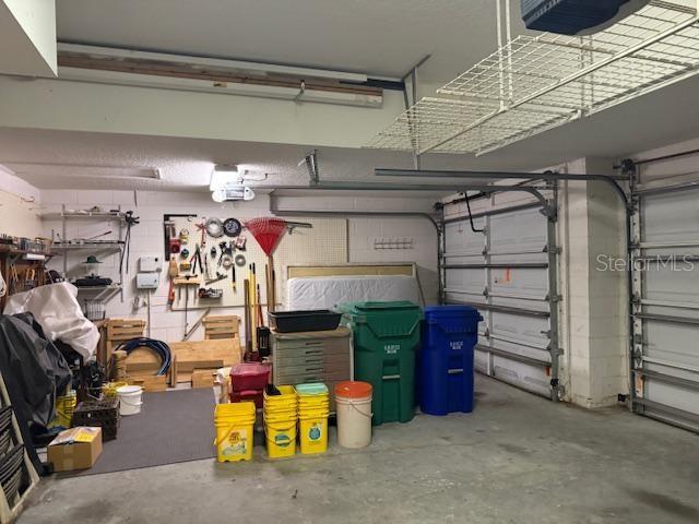 Listing photo id 61 for 873 Pickfair Terrace