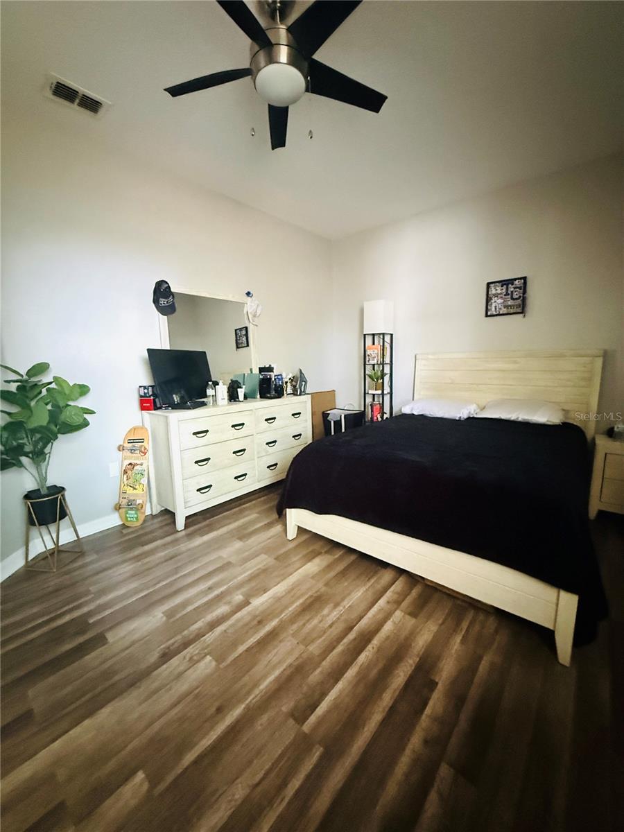 Image 16 of 43 For 2240 Bagdad Avenue