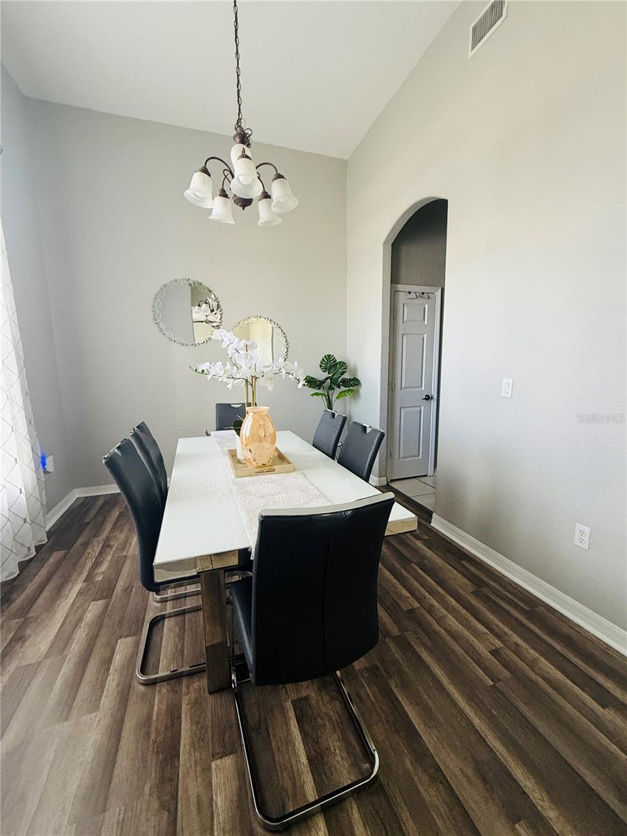 Image 25 of 43 For 2240 Bagdad Avenue