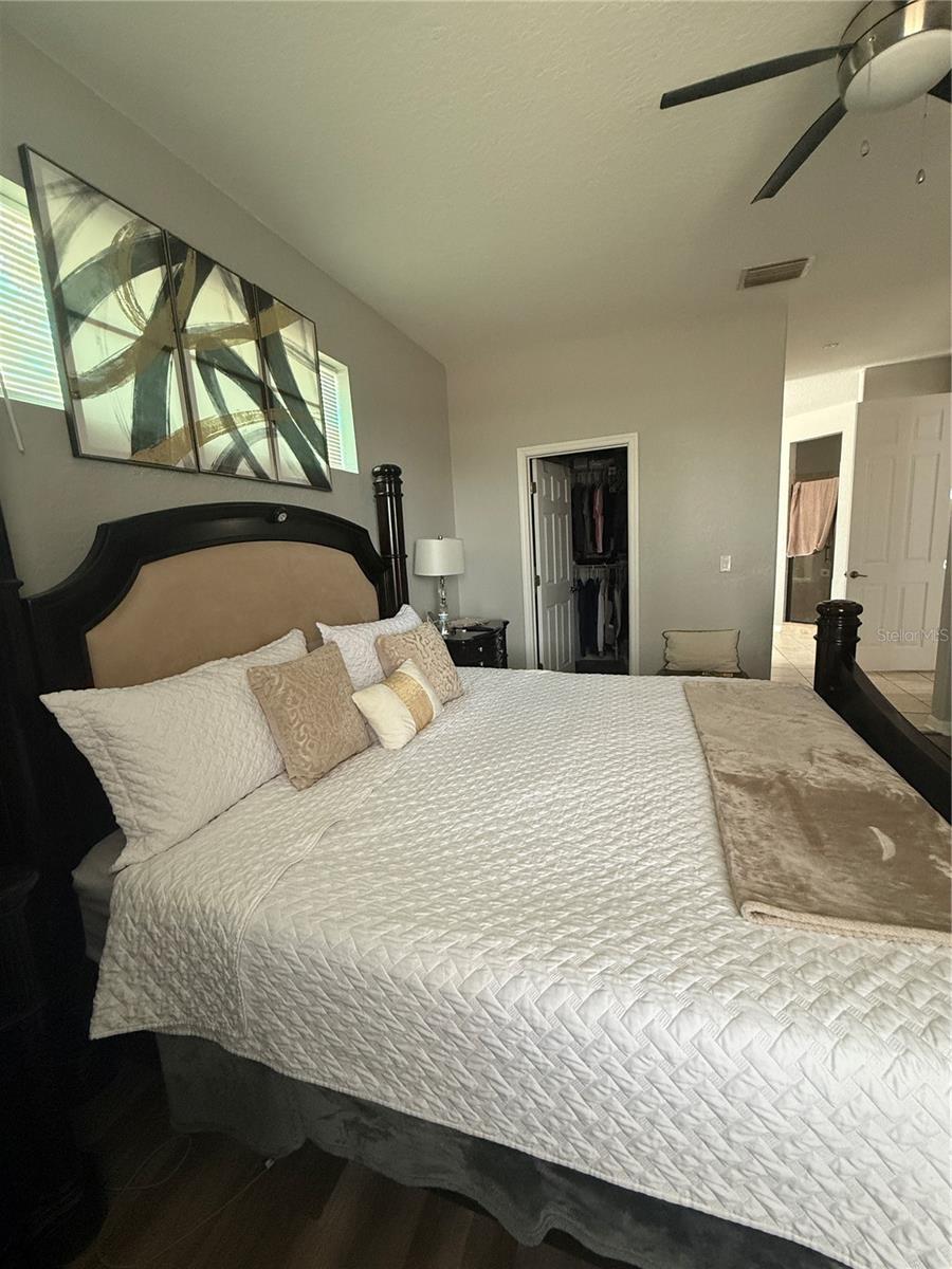 Image 28 of 43 For 2240 Bagdad Avenue