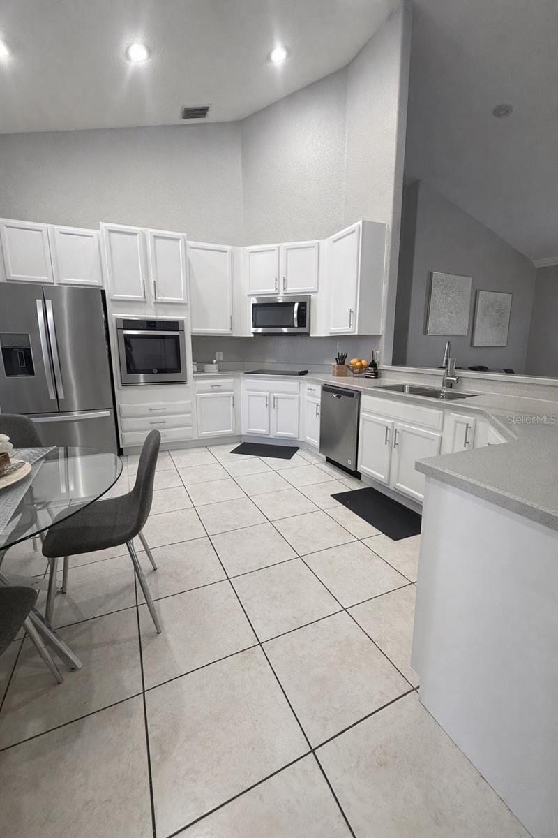 Image 3 of 43 For 2240 Bagdad Avenue