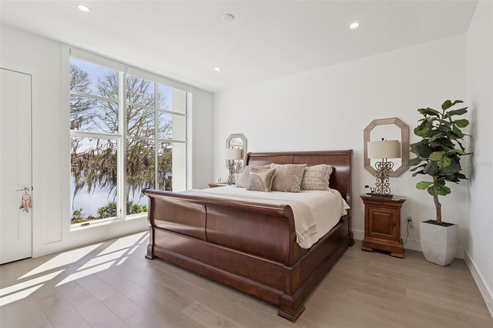 Image 16 of 51 For 1780 Mondrian Circle