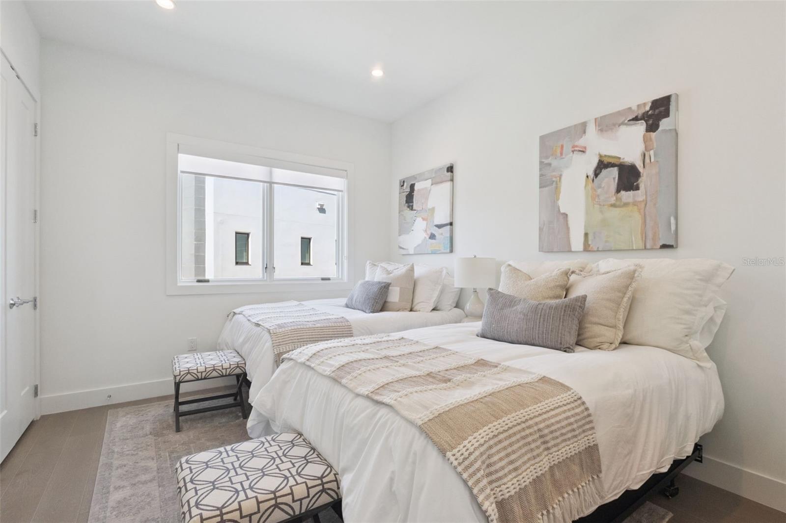 Image 24 of 51 For 1780 Mondrian Circle