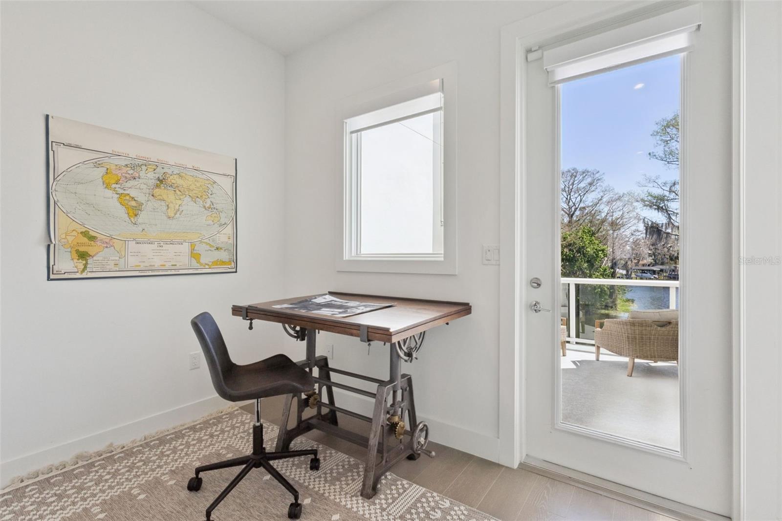 Image 28 of 51 For 1780 Mondrian Circle