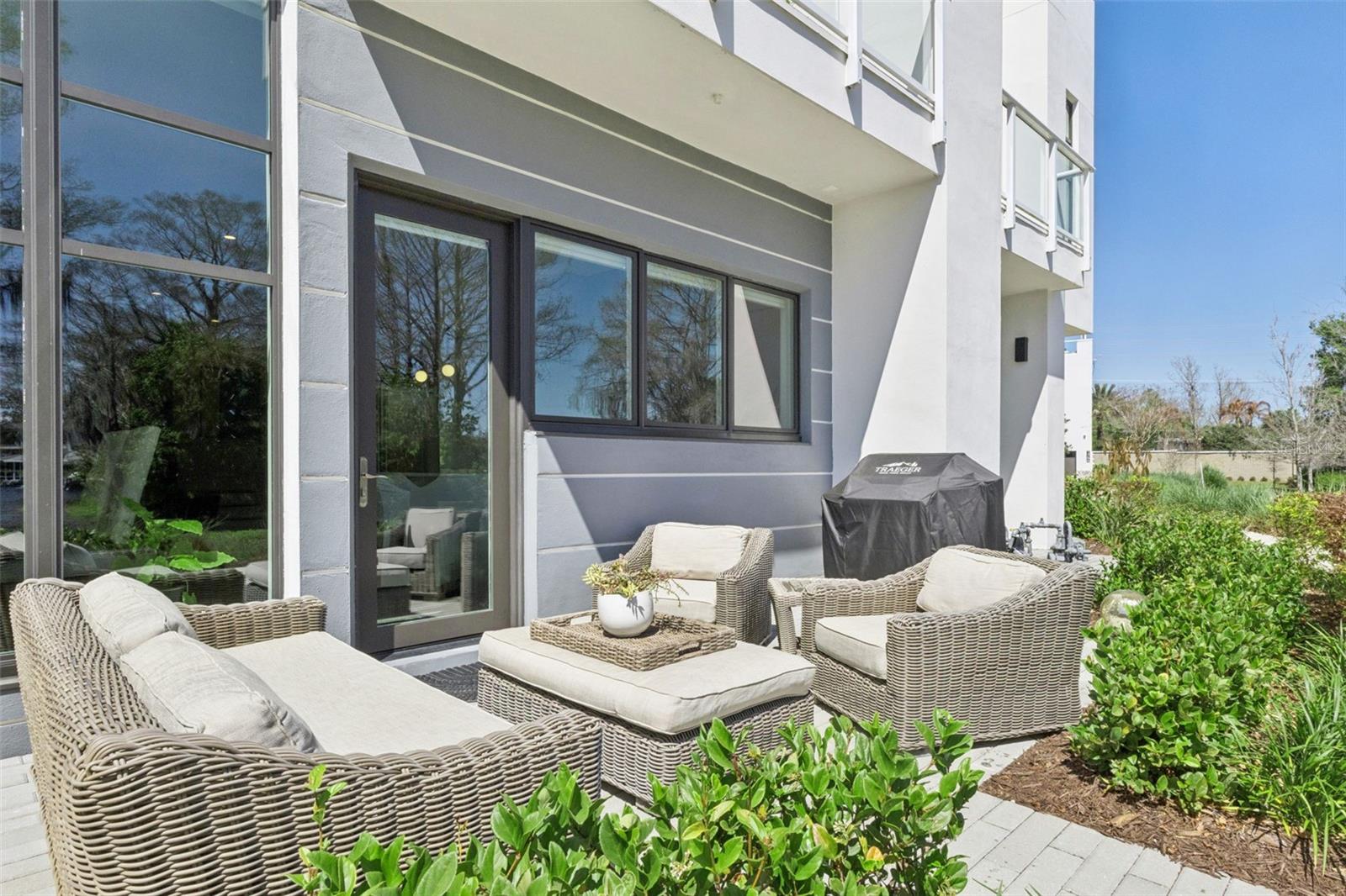 Image 33 of 51 For 1780 Mondrian Circle