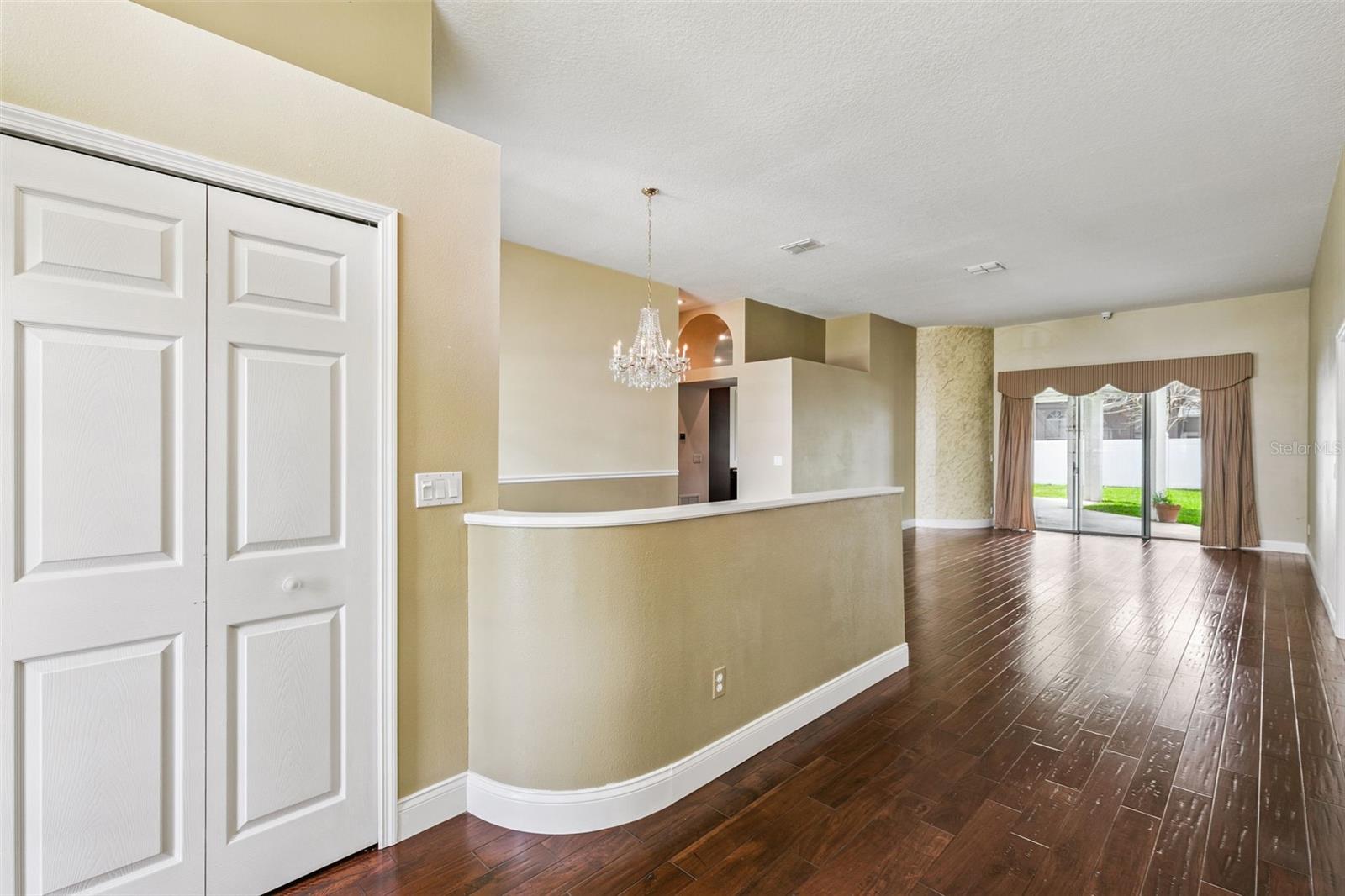 Image 18 of 54 For 1993 Wrenfield Lane