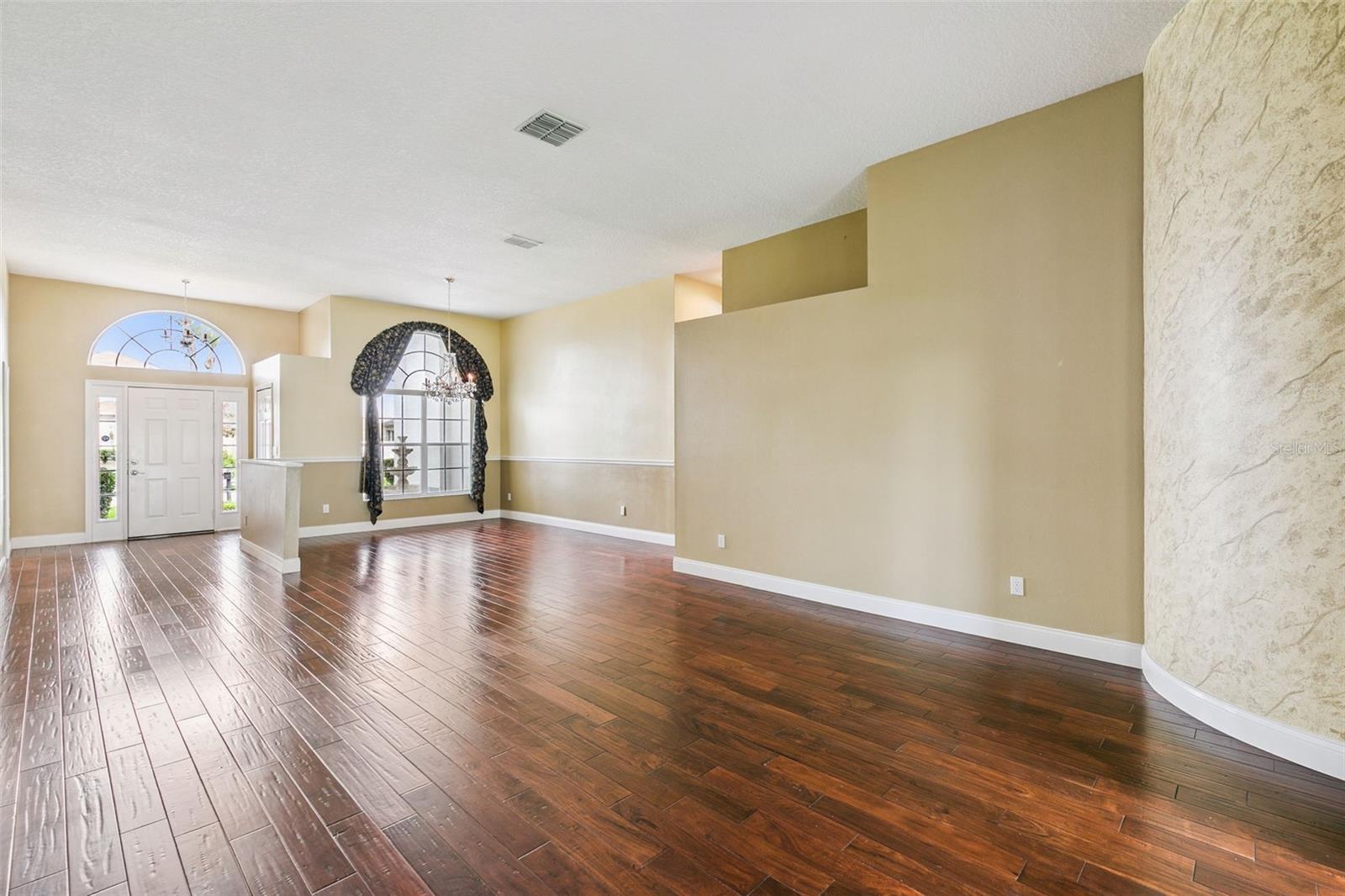 Image 20 of 54 For 1993 Wrenfield Lane