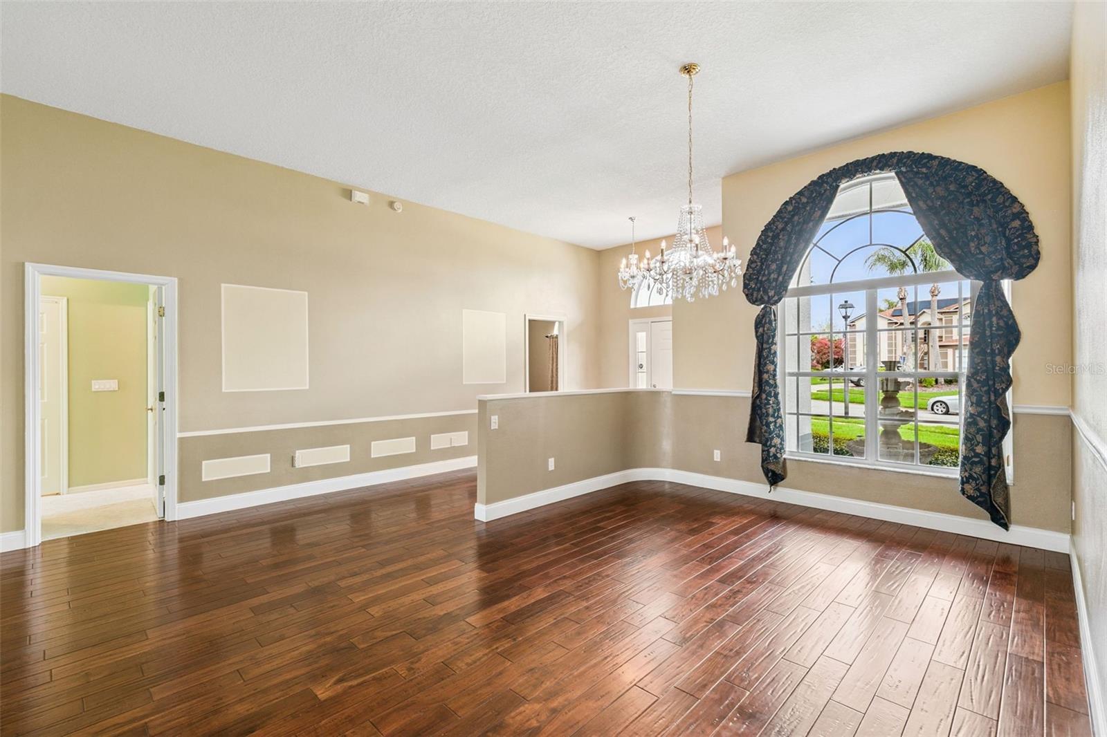 Image 21 of 54 For 1993 Wrenfield Lane