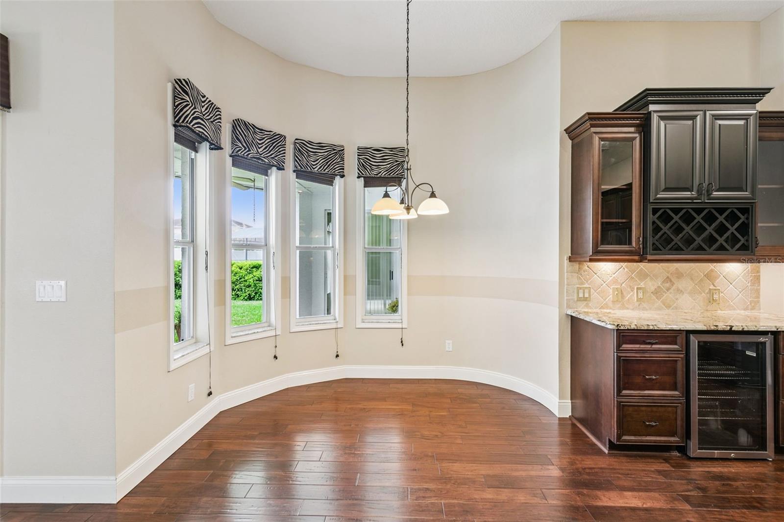 Image 27 of 54 For 1993 Wrenfield Lane