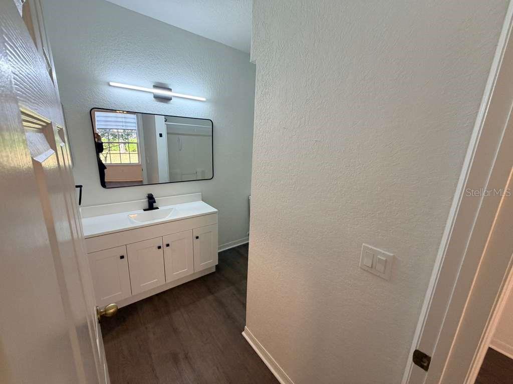 Image 15 of 31 For 825 Grand Regency Point 102