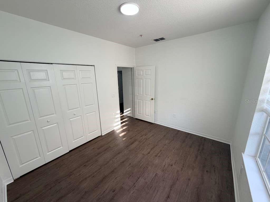 Image 26 of 31 For 825 Grand Regency Point 102